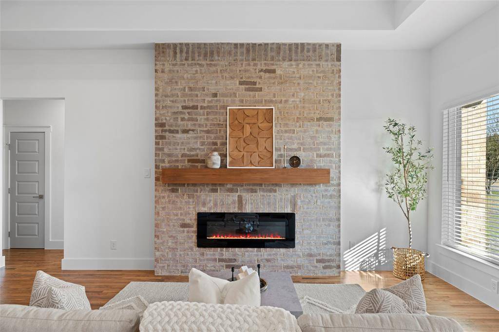 Glenn Heights, TX 75154,607 E Wood Dell Drive