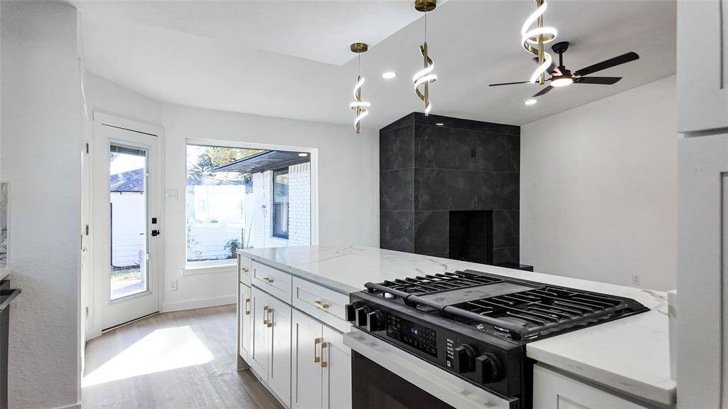 Dallas, TX 75231,6858 Freemont Street