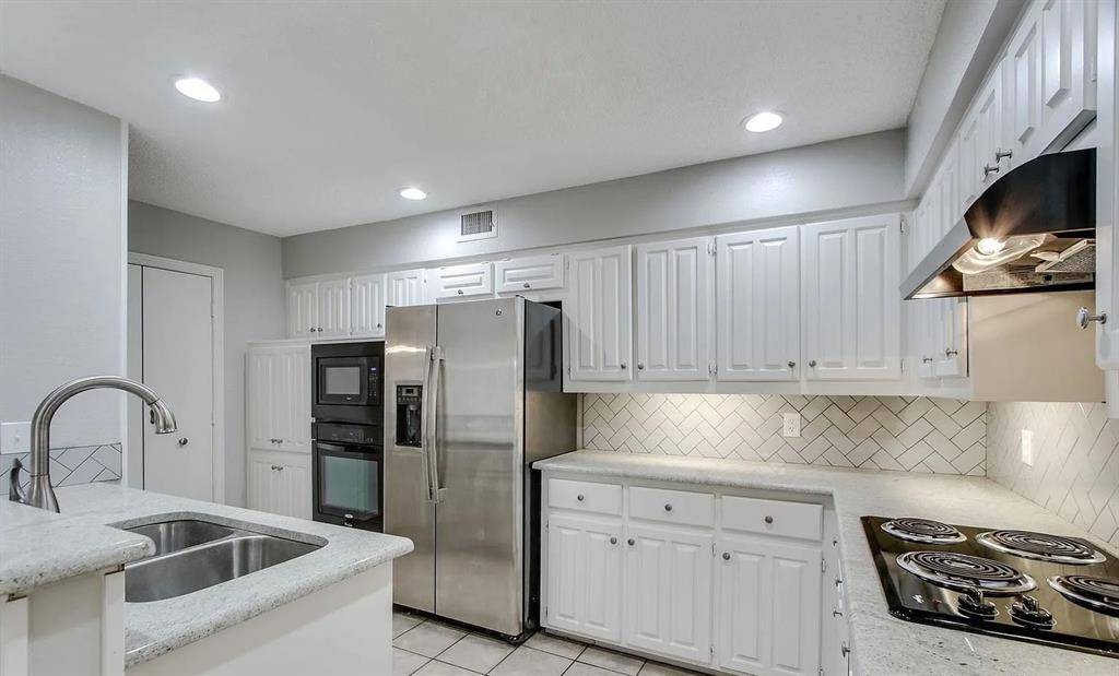 Dallas, TX 75287,4010-4012 Saint Christopher Lane