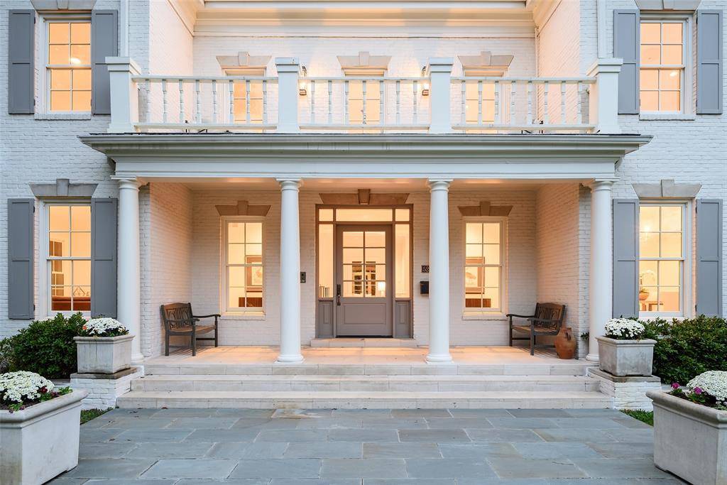 Dallas, TX 75209,5243 Farquhar Lane