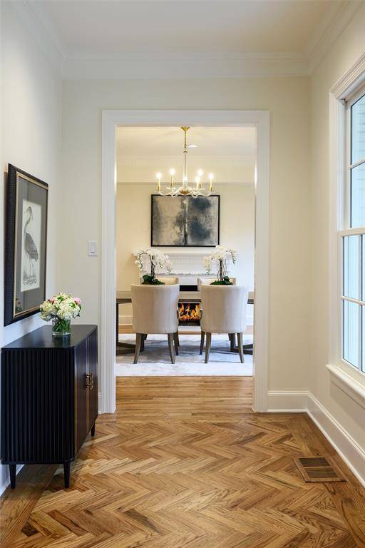 Dallas, TX 75209,5243 Farquhar Lane