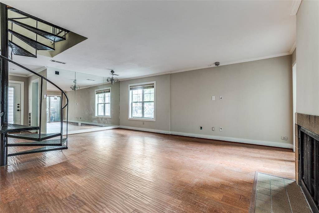 Dallas, TX 75204,3321 Oak Grove Avenue #I