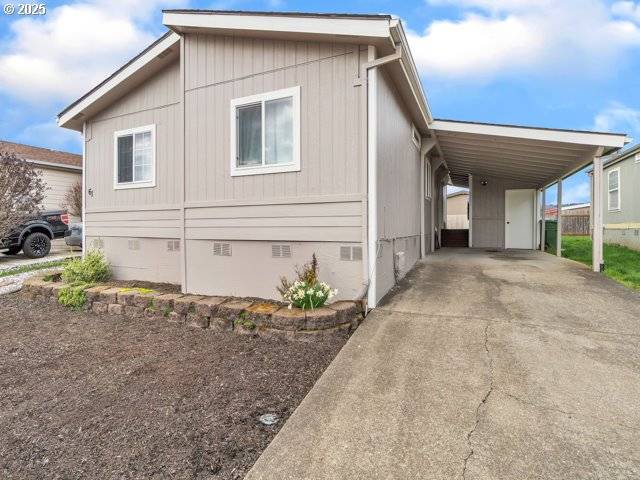 Newberg, OR 97132,1000 S MCKERN CT #61