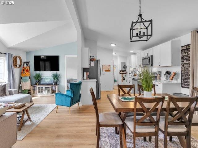 Newberg, OR 97132,1000 S MCKERN CT #61