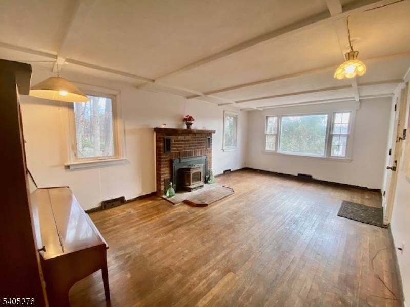 Jefferson Twp., NJ 07885,73 W Shawnee Trl