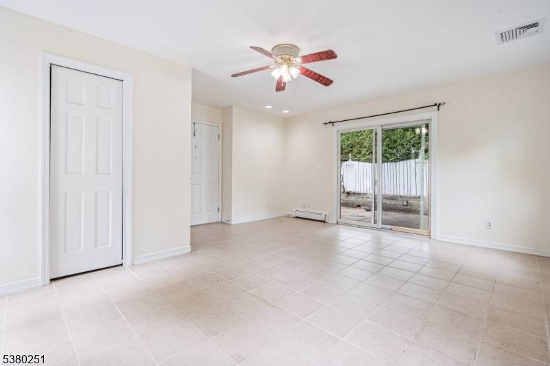 Sussex Boro, NJ 07461,29-A Walnut St #1