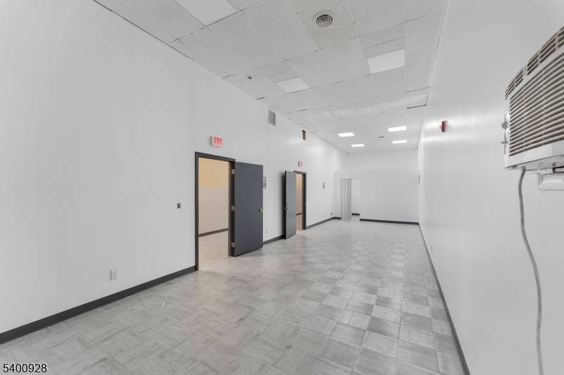 Newark City, NJ 07105,43 Merchant St