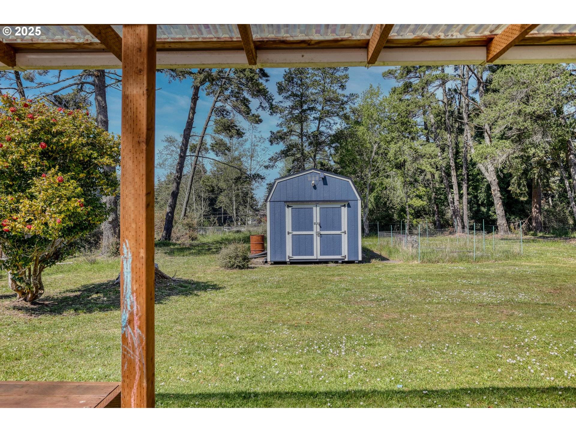 Coos Bay, OR 97420,1848 THOMAS AVE