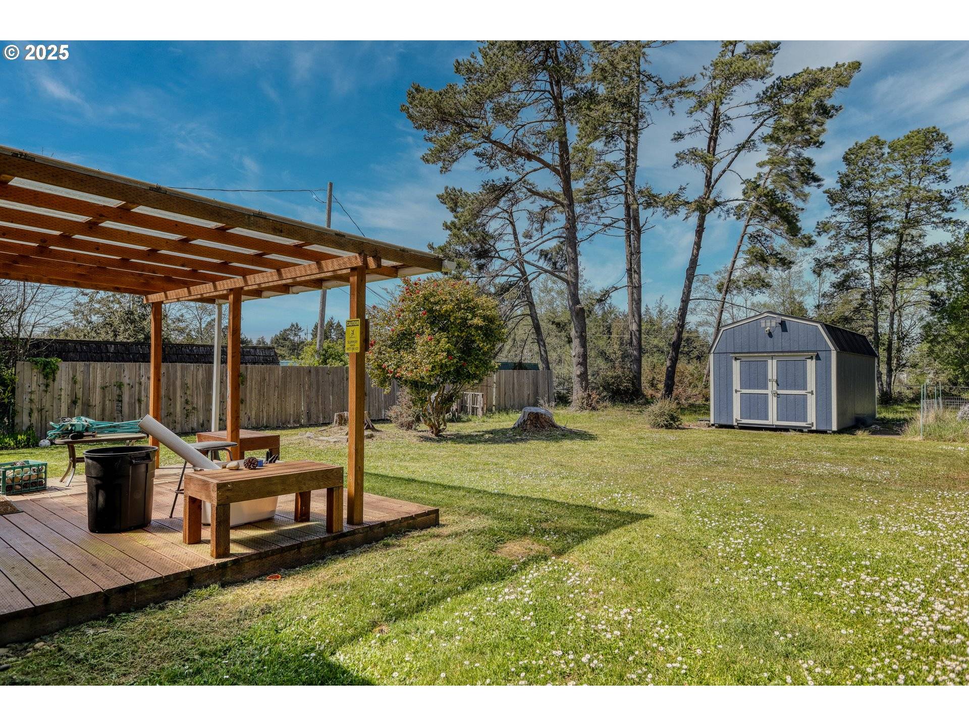 Coos Bay, OR 97420,1848 THOMAS AVE