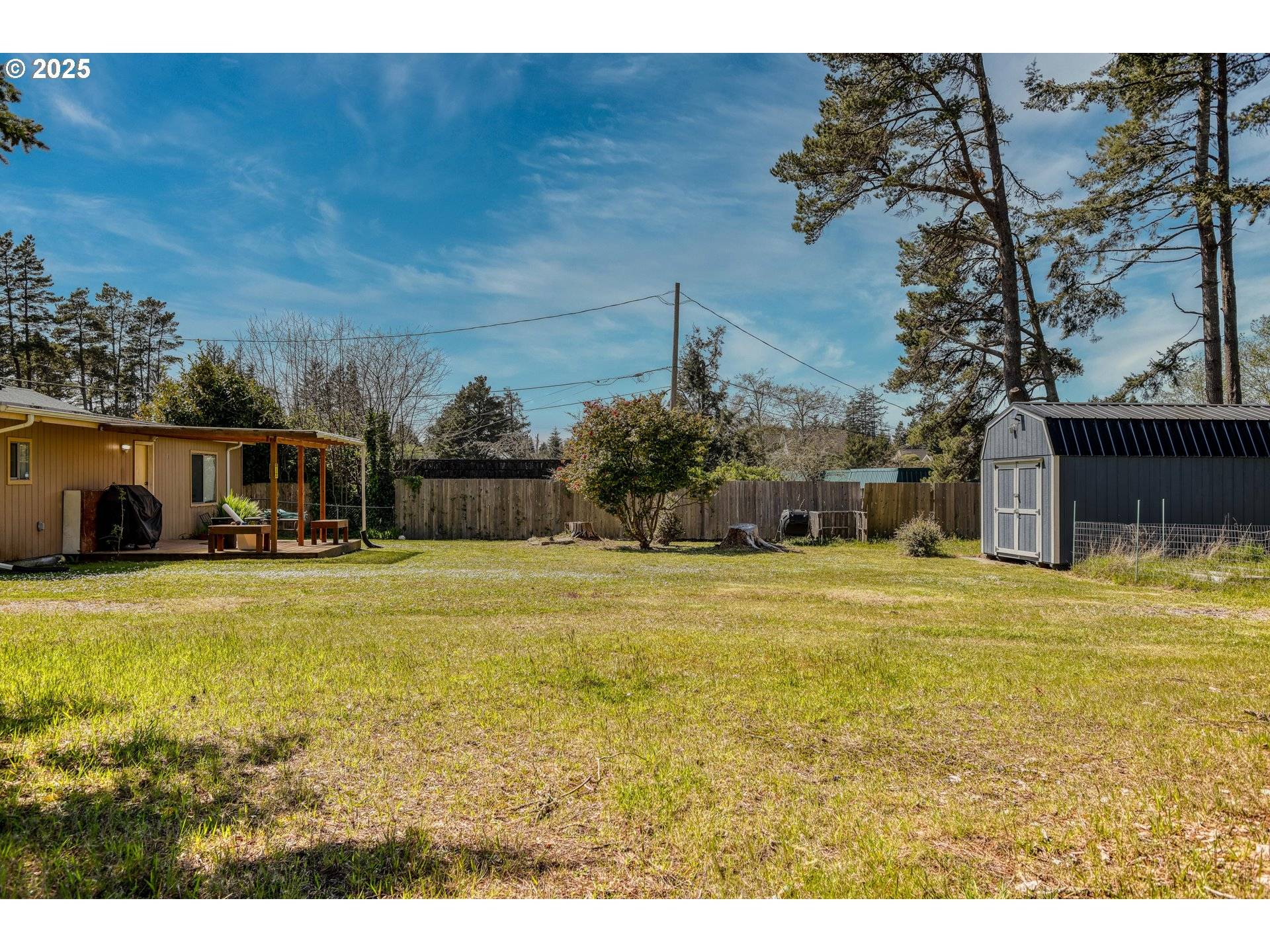 Coos Bay, OR 97420,1848 THOMAS AVE