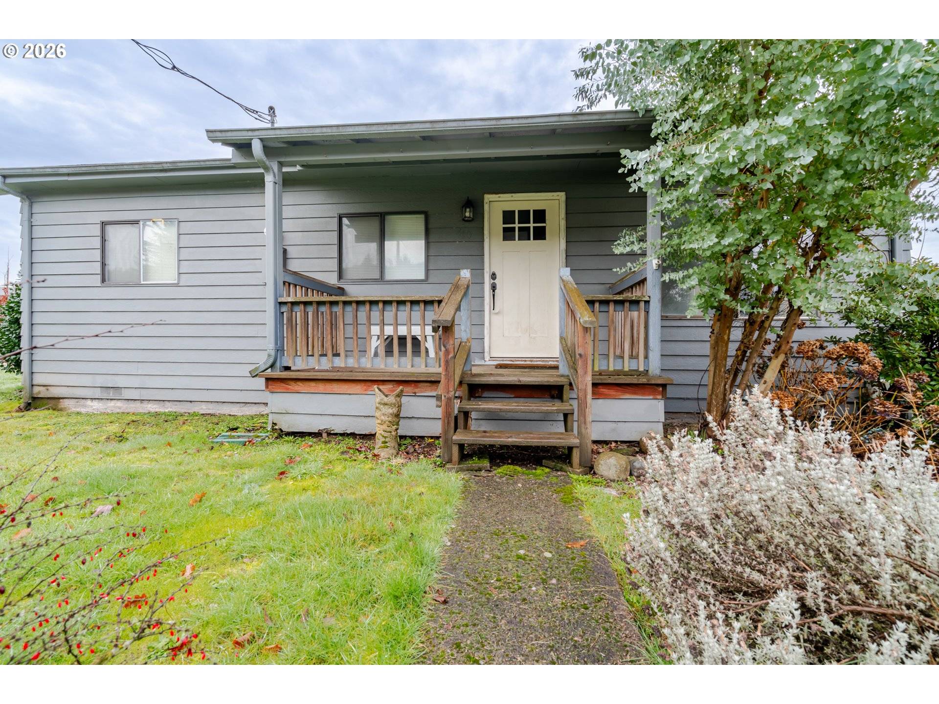 Mill City, OR 97360,410 SW BROADWAY ST