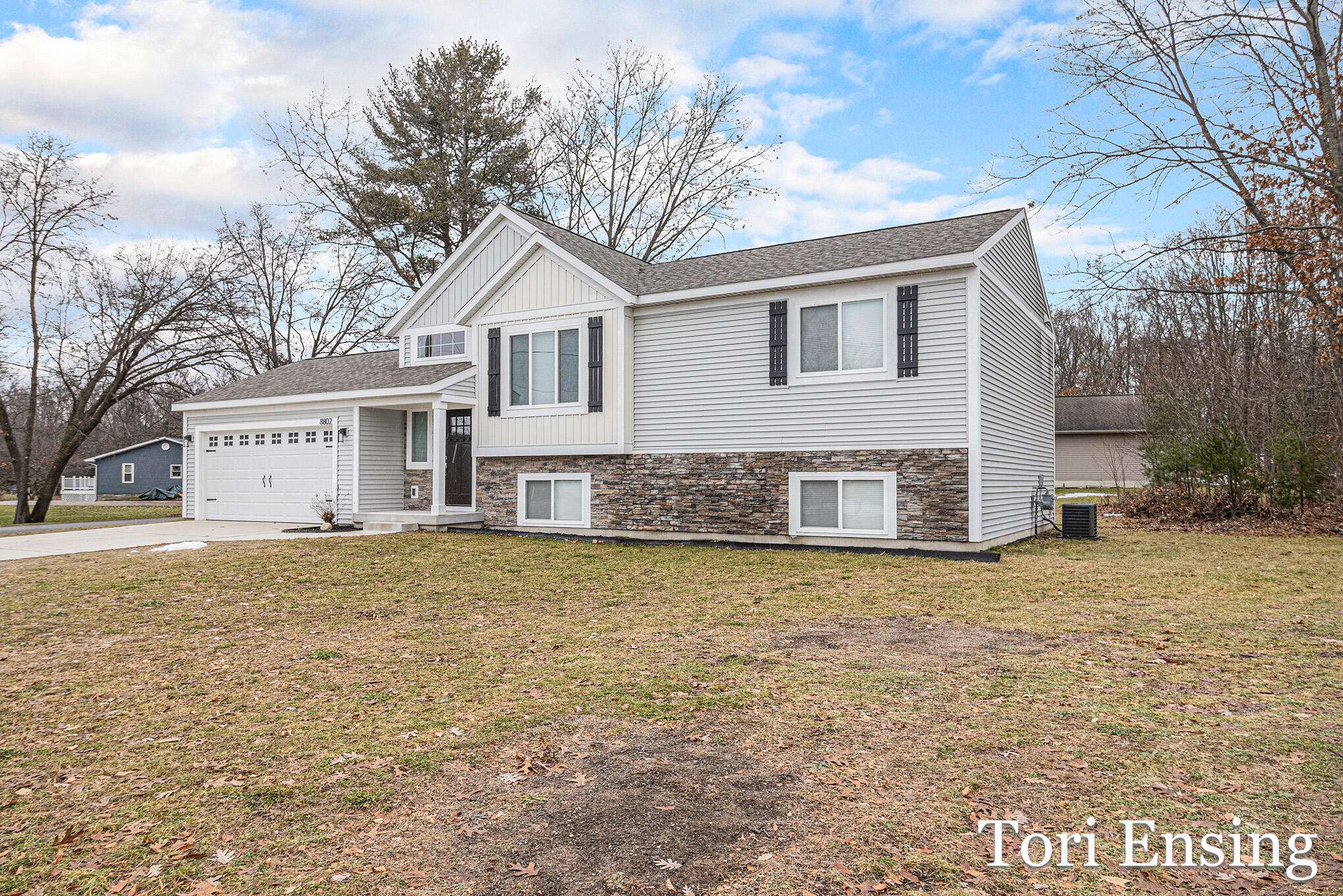 Howard City, MI 49329,8802 Huron DR