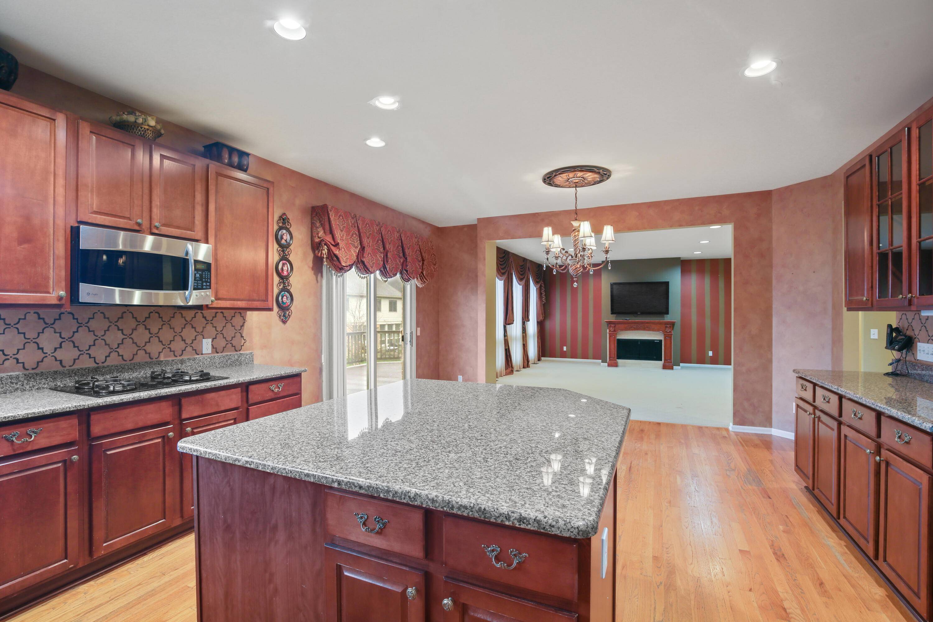 West Bloomfield, MI 48322,6569 Whispering Woods DR