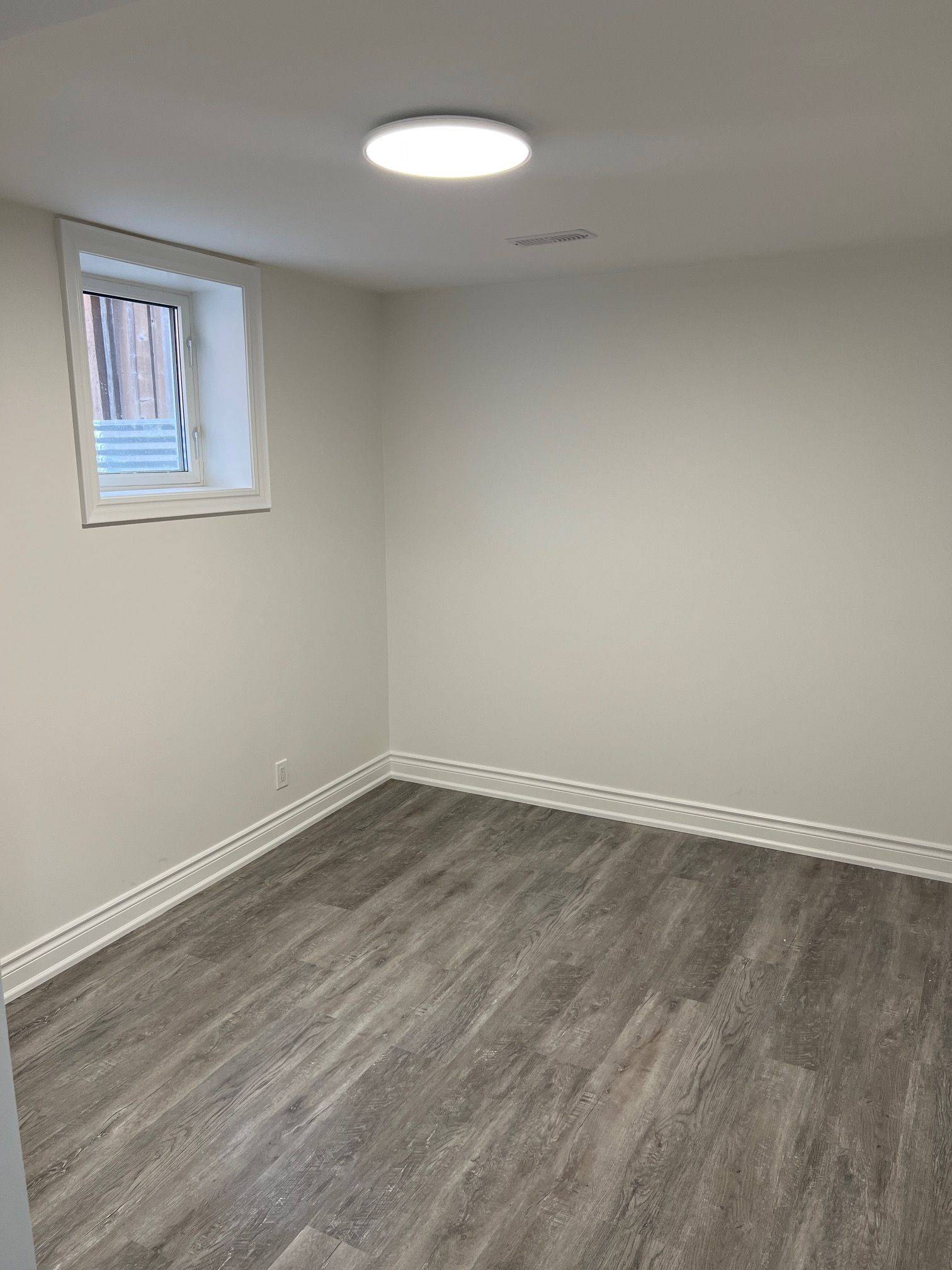 Ajax, ON L1T 0G7,16 Wilsongary CIR #Bsmt