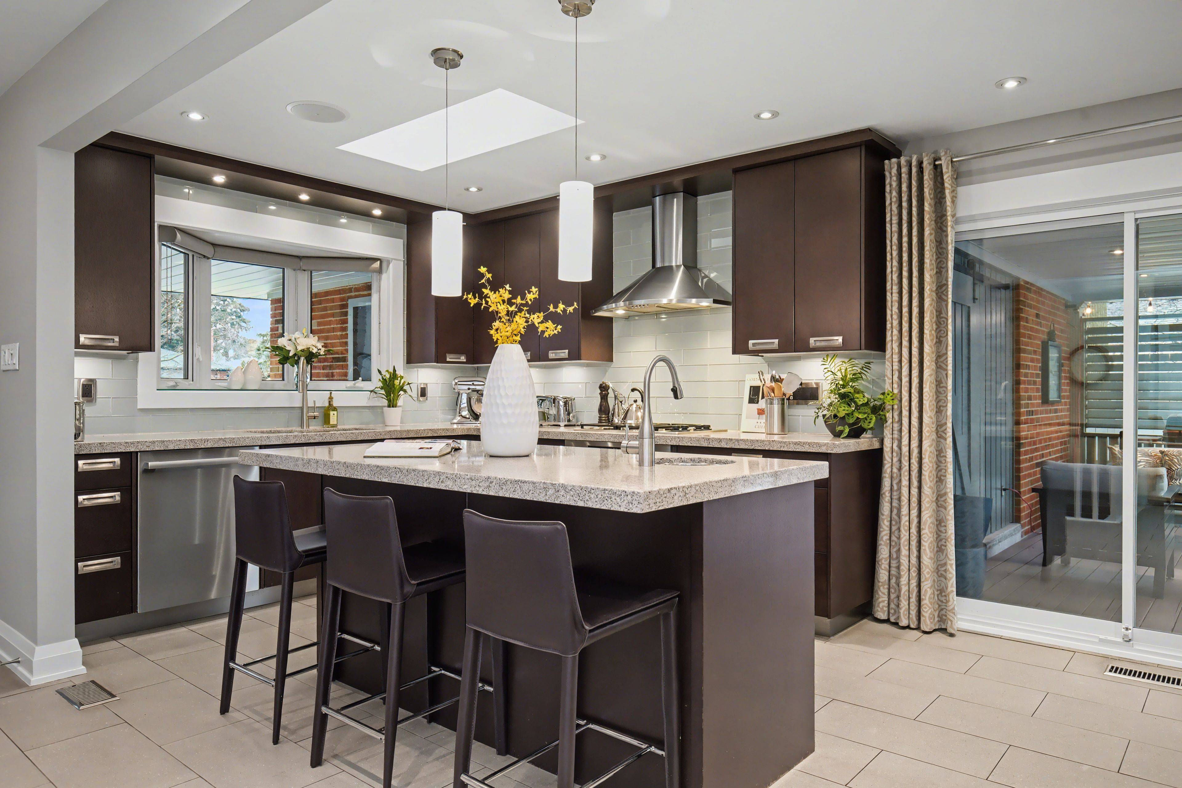 Toronto E08, ON M1E 1G3,80 Toynbee TRL