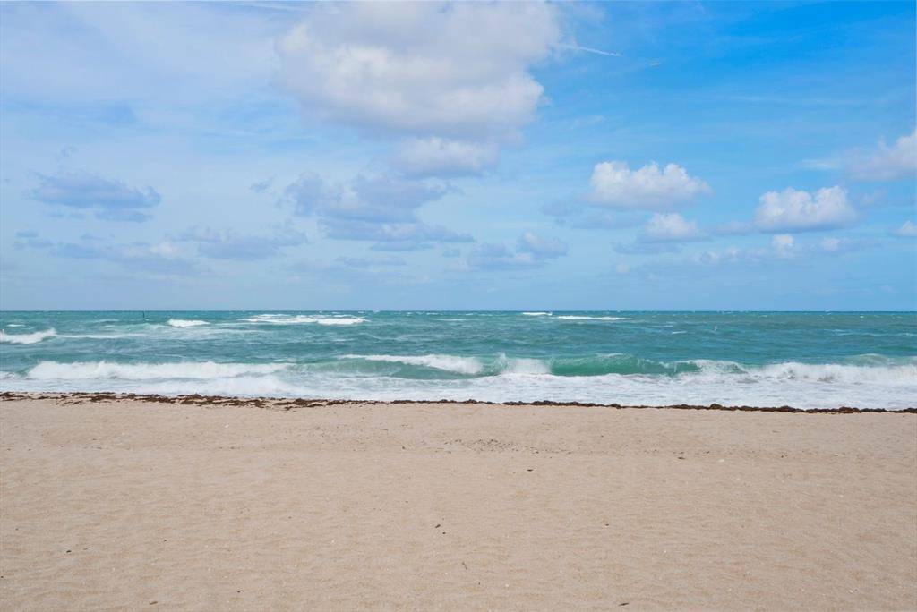 Fort Lauderdale, FL 33316,1920 S Ocean Dr #701