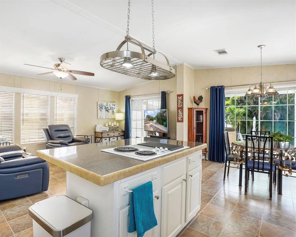 Davie, FL 33324,1911 SW 87th Ter