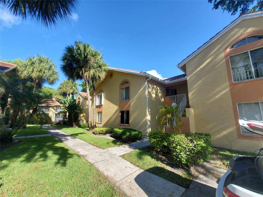 Coral Springs, FL 33071,1046 Coral Club Dr