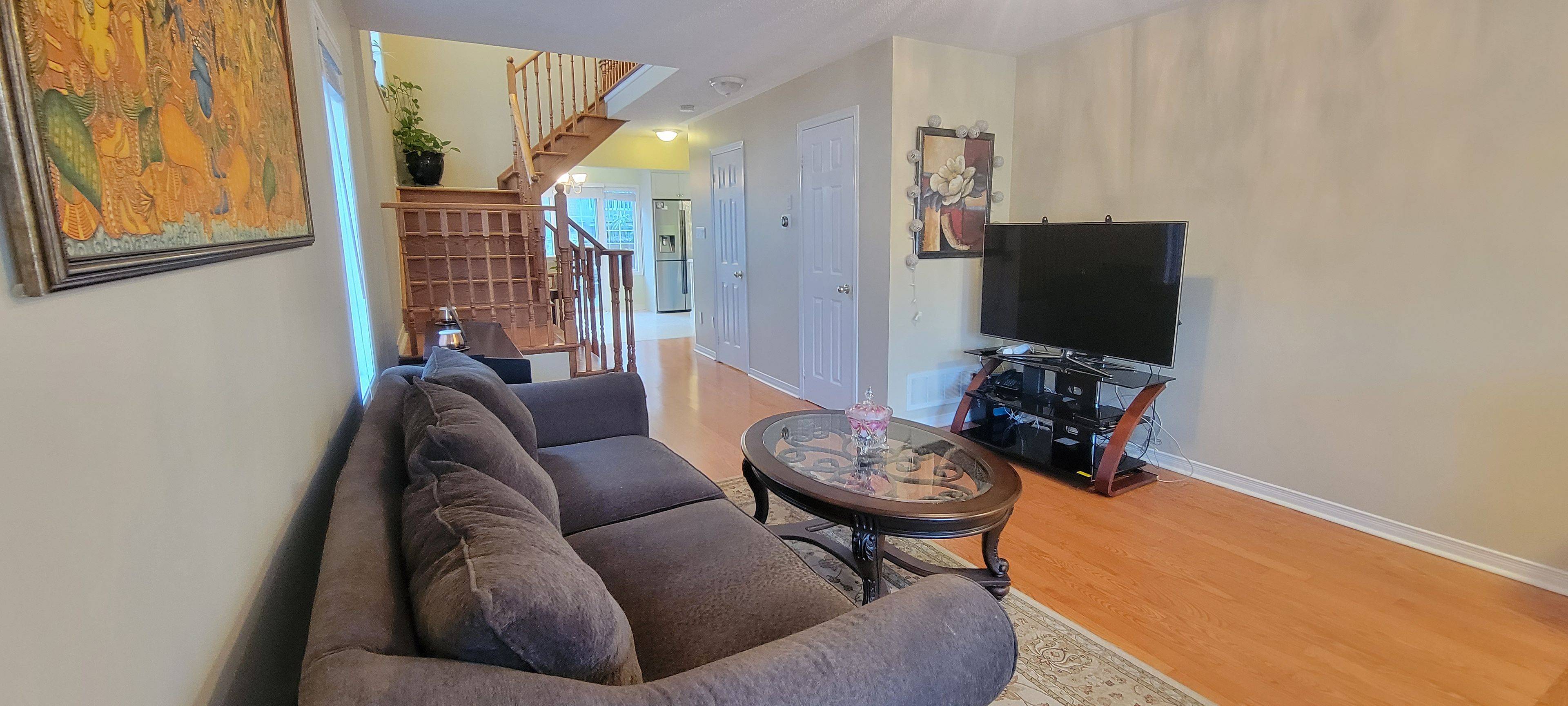 Newmarket, ON L3X 2P1,398 Marble PL