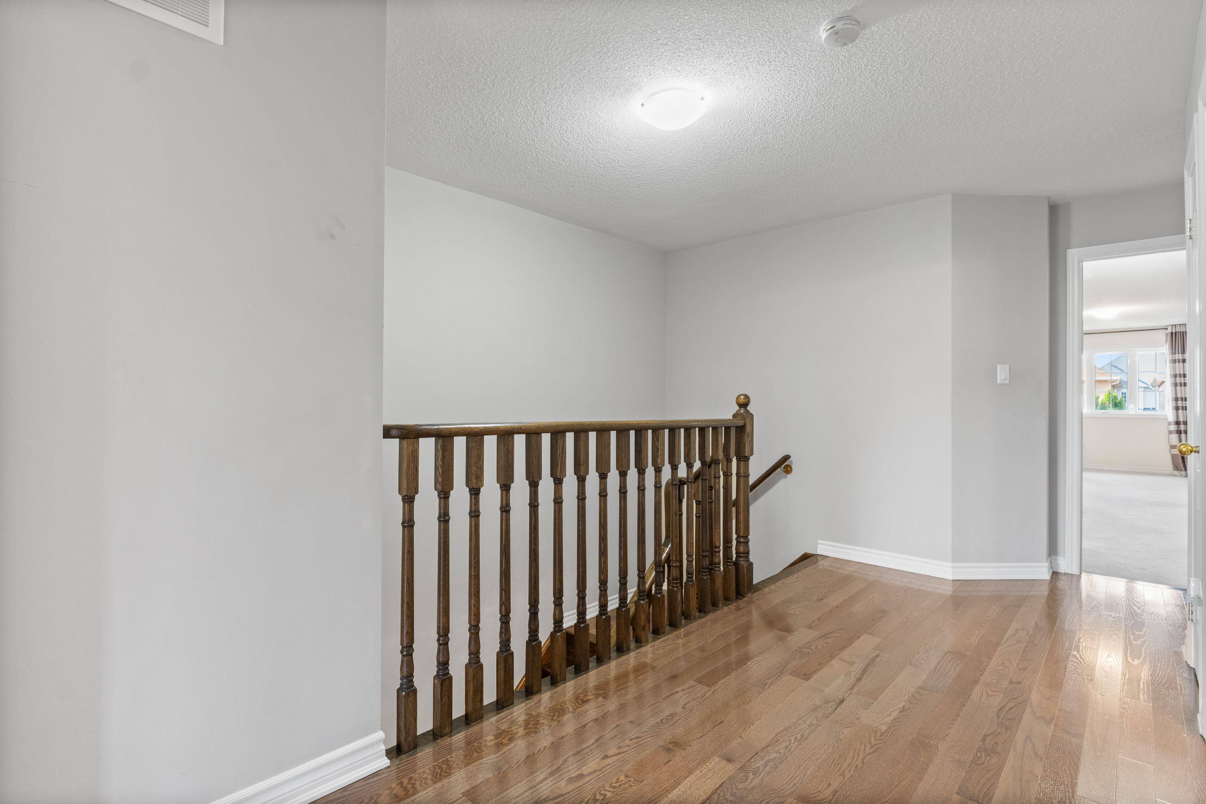 Vaughan, ON L4H 0C2,30 Zachary PL