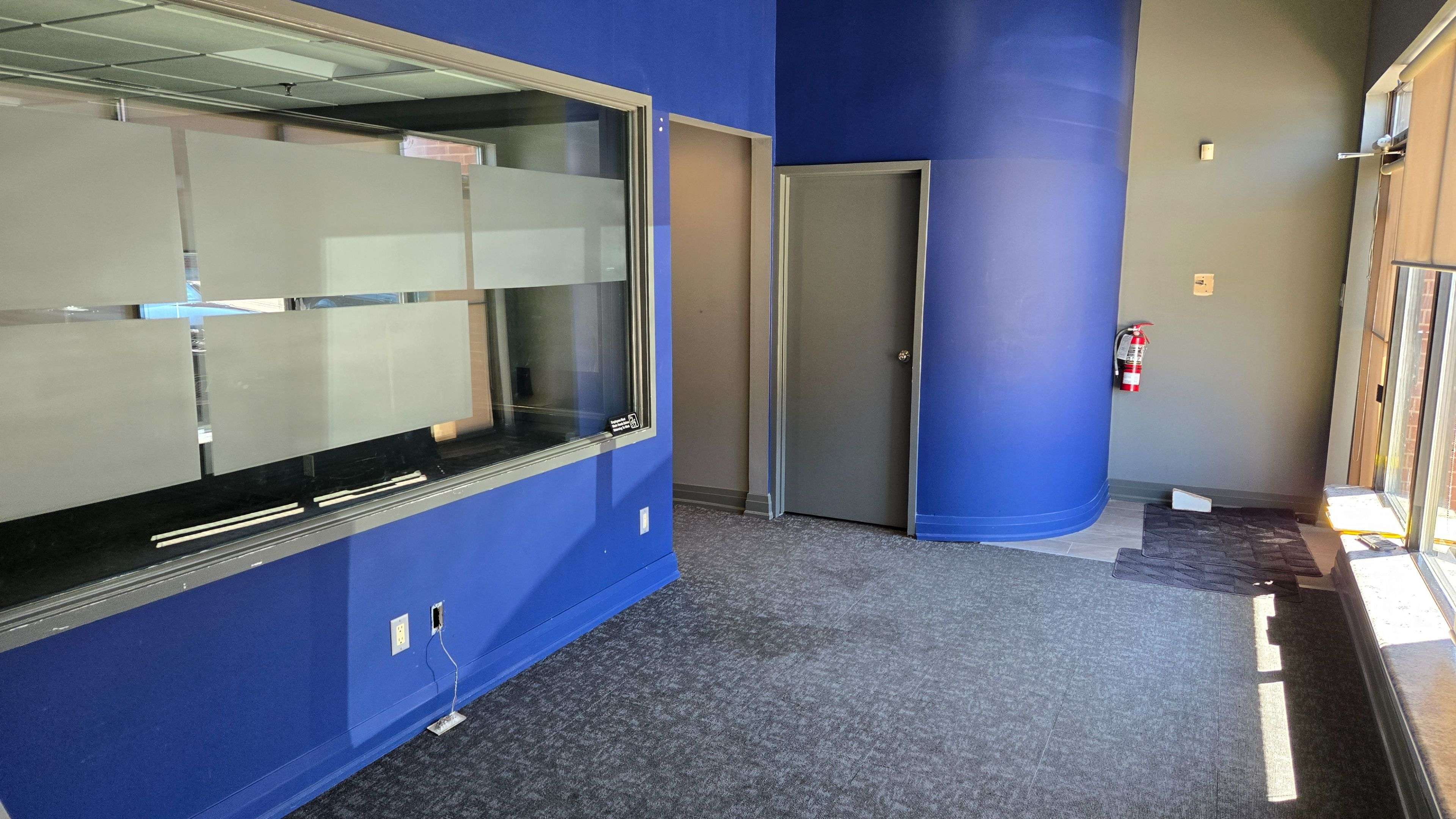 Vaughan, ON L4K 3Z6,390 Edgeley BLVD #29