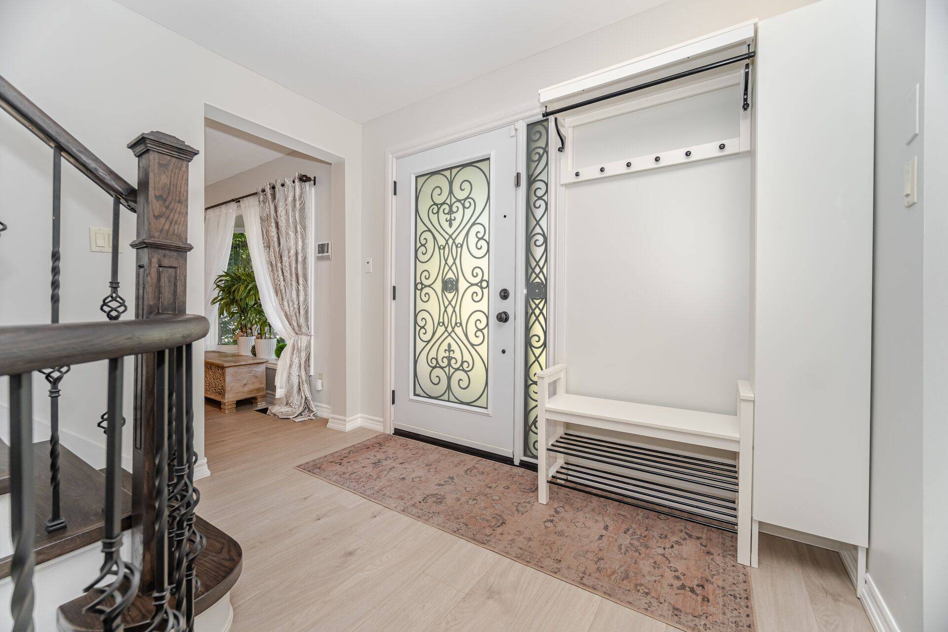 East Gwillimbury, ON L9N 1E7,6 Hollis CRES