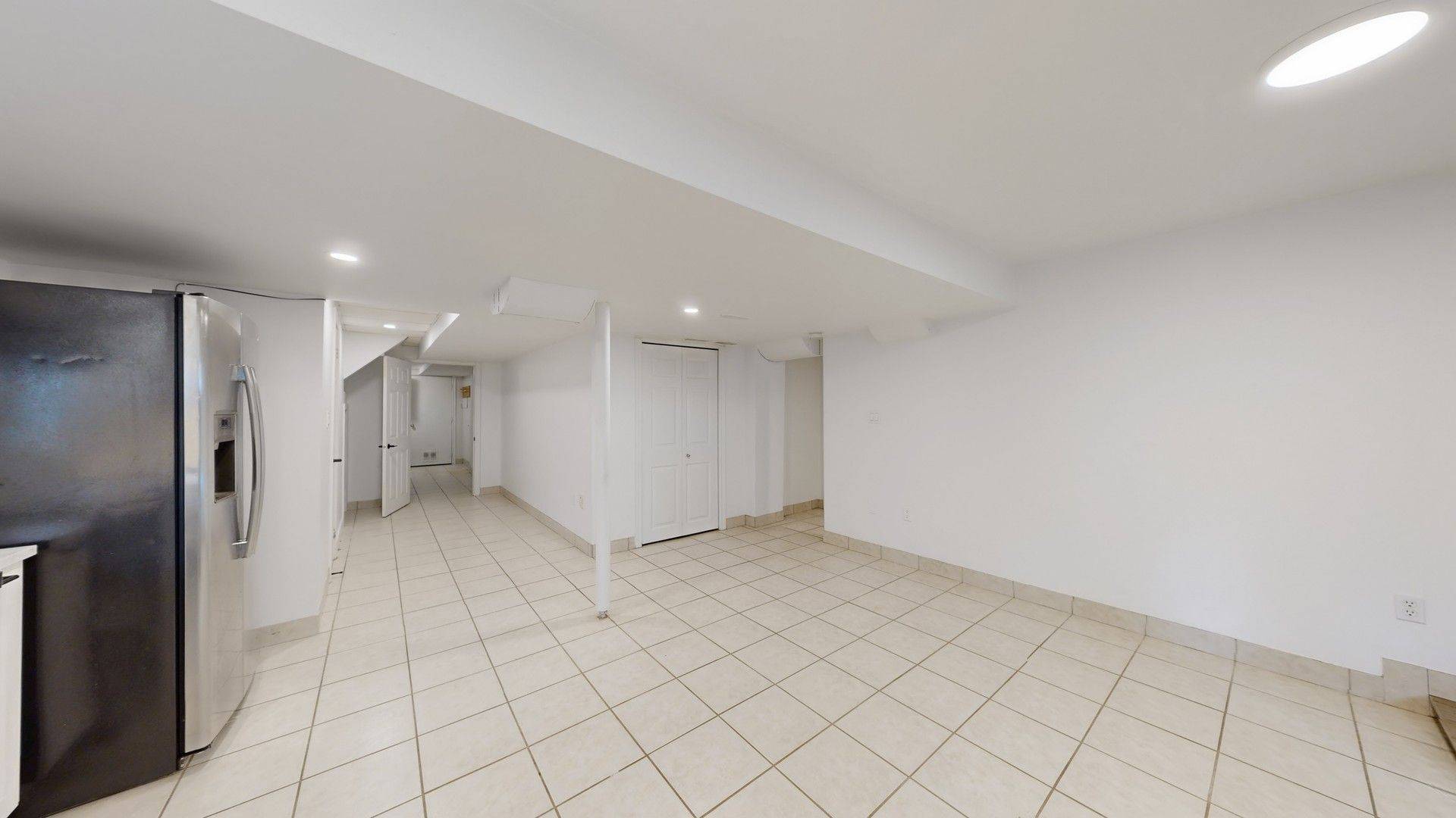 Aurora, ON L4G 7P4,70 Earl Stewart DR #Basement