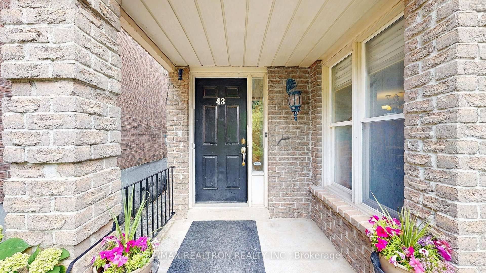 Markham, ON L3P 6K4,43 Strathmore DR