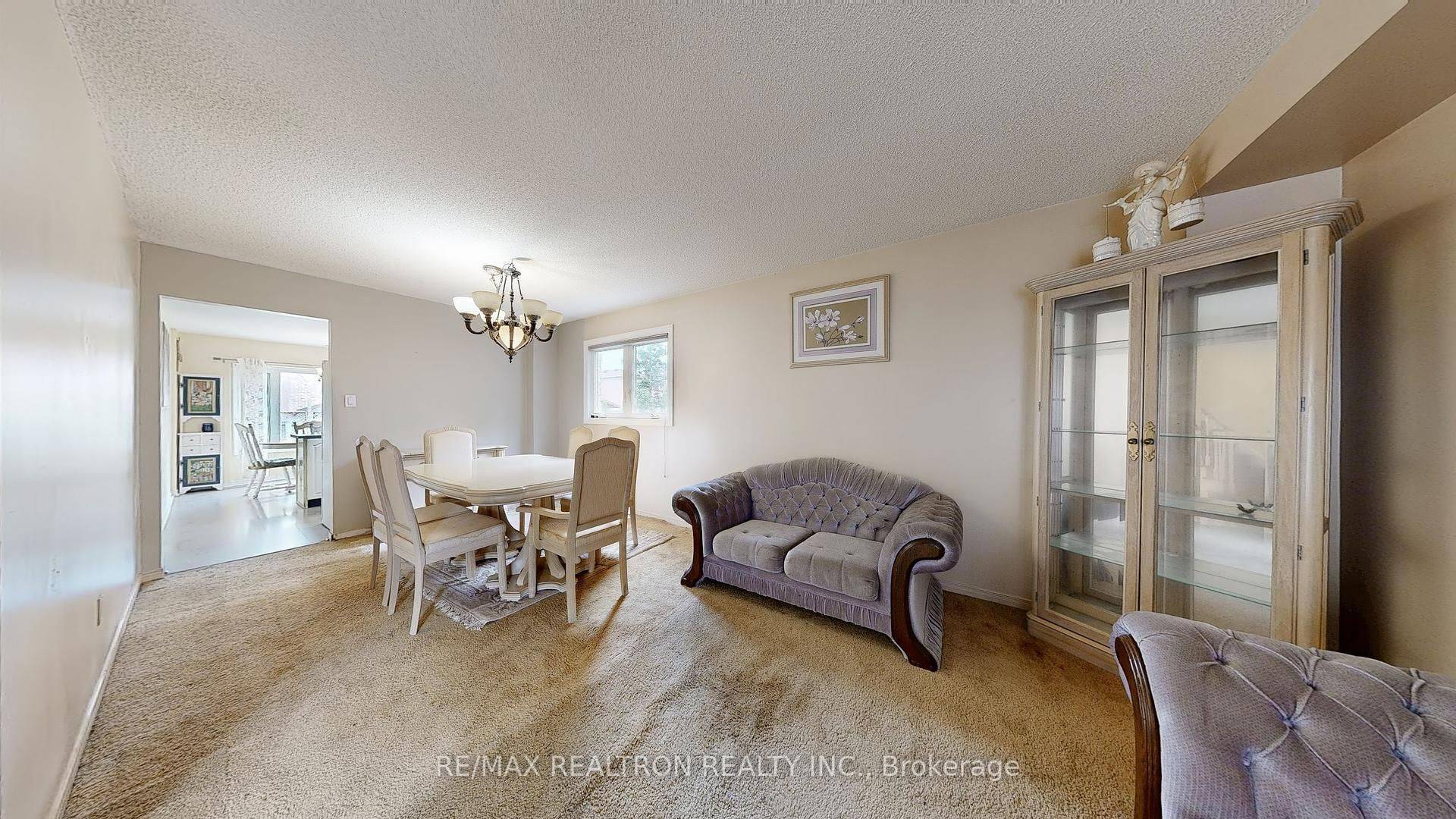 Markham, ON L3P 6K4,43 Strathmore DR