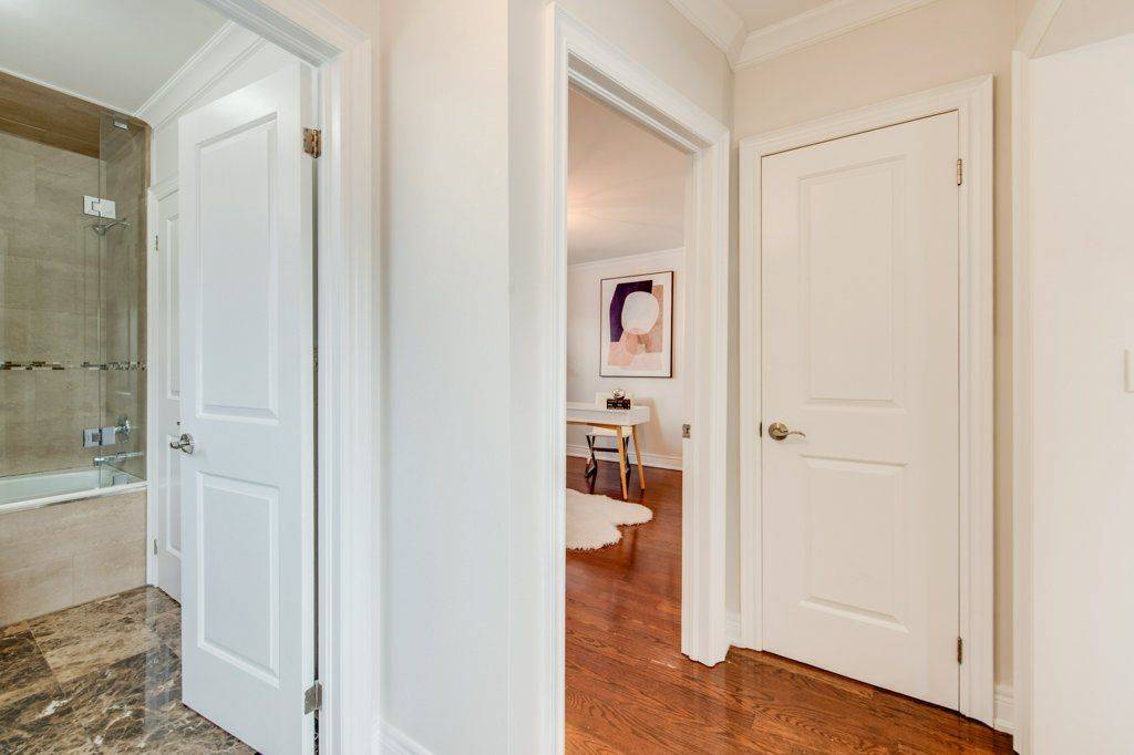 Toronto W03, ON M6E 1S9,62 Teignmouth AVE