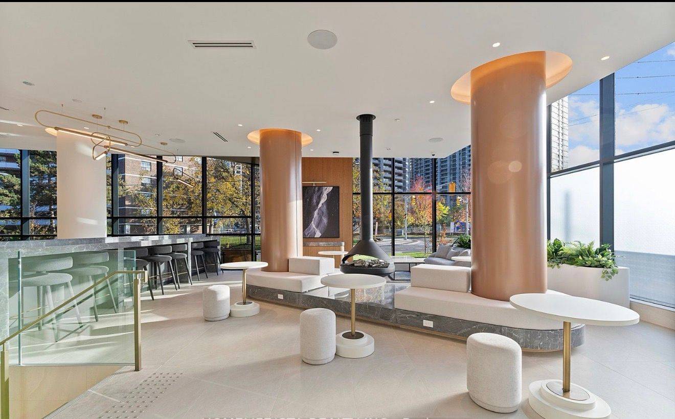 Toronto W08, ON M9A 0E6,60 Central Park RD #1408