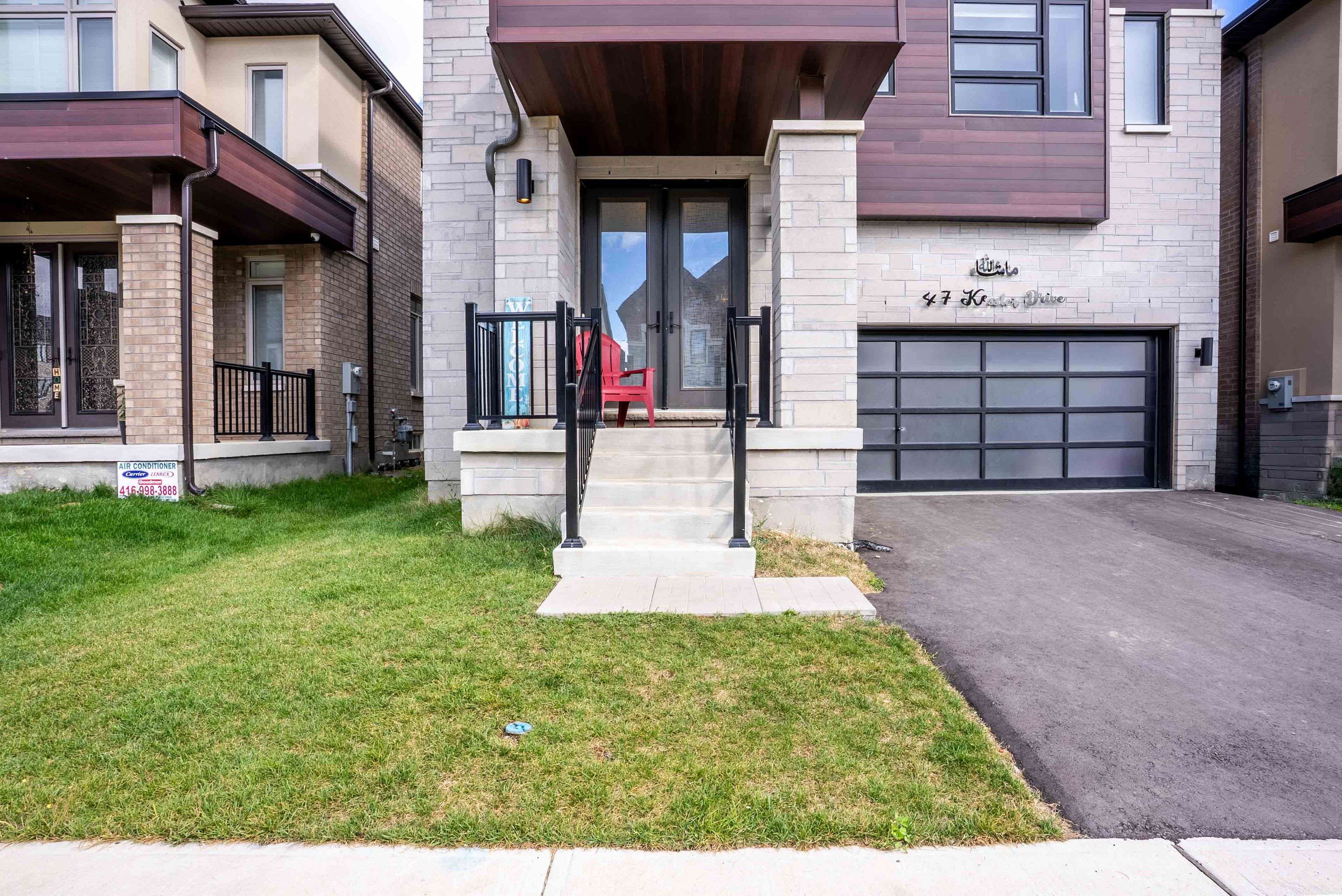 Brampton, ON L6R 4E7,47 Kessler DR #UPPER