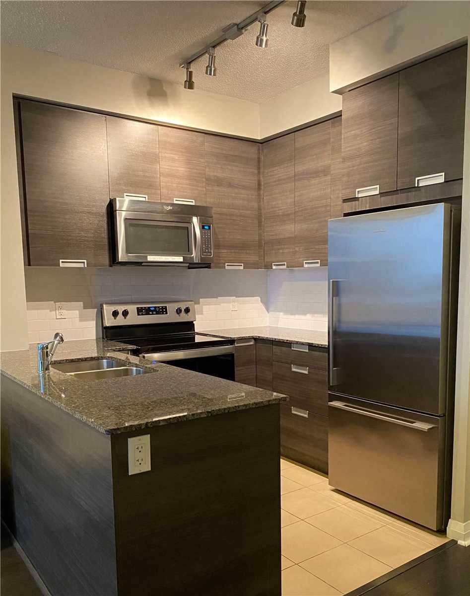 Mississauga, ON L5R 3P5,55 Eglinton AVE W #905