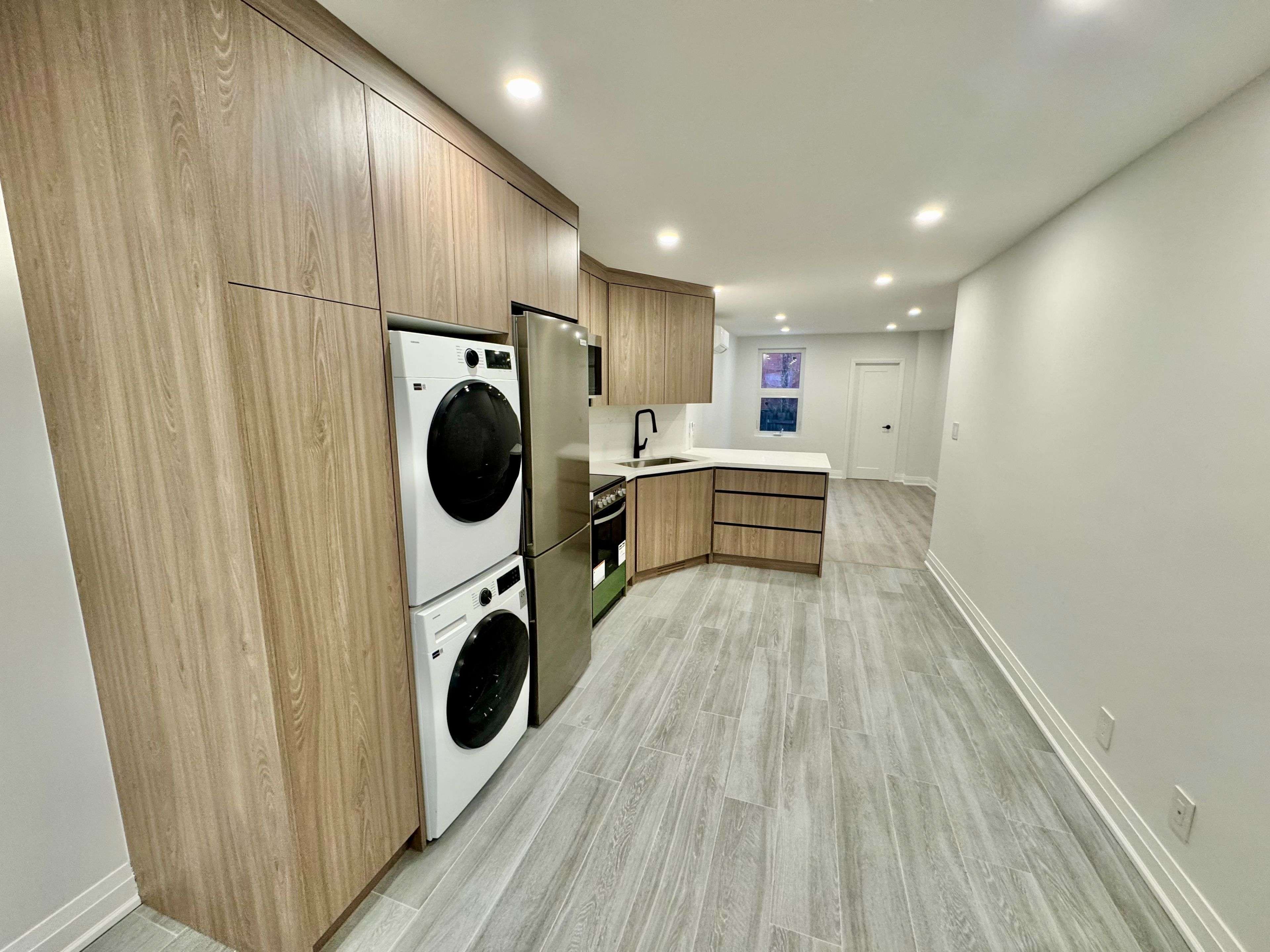 Toronto W02, ON M6H 2X1,783 Dovercourt RD #B (Main)