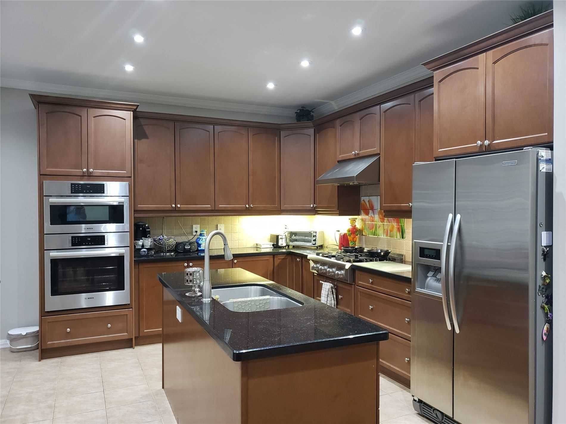 Milton, ON L9T 7N2,314 Pringle AVE #Upper