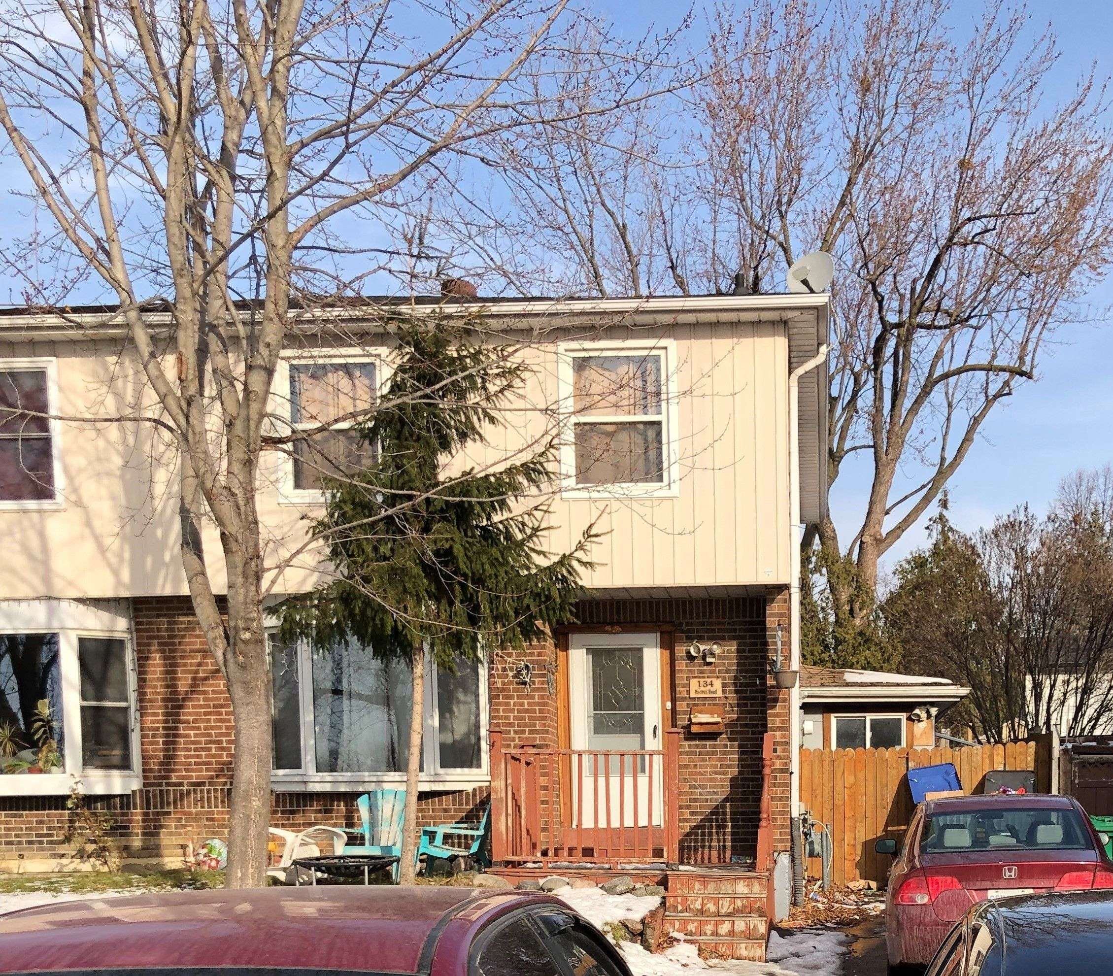 Brampton, ON L6V 2G6,134 Hansen RD N