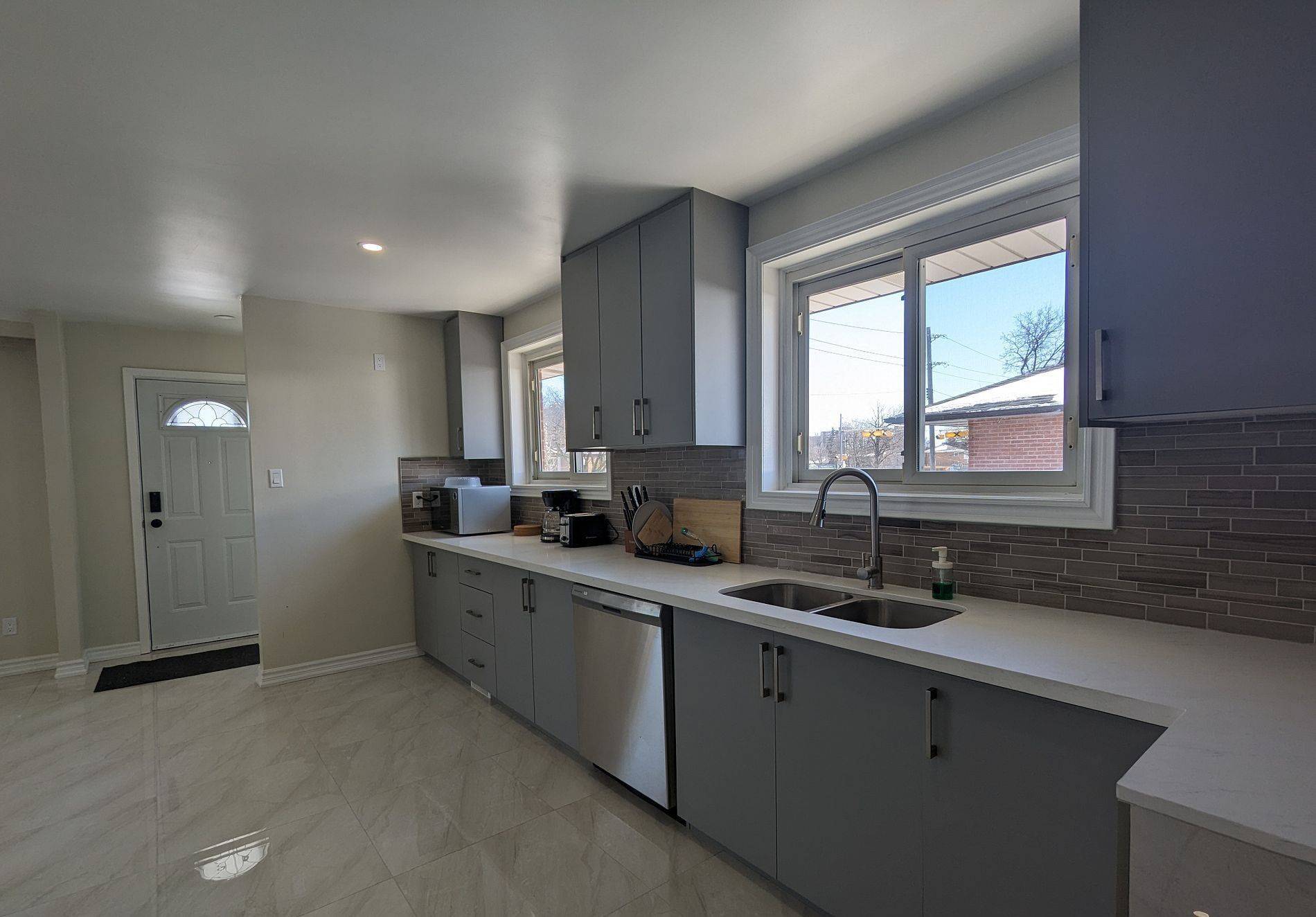 Toronto W08, ON M9C 4S6,240 Wellesworth DR #Upper