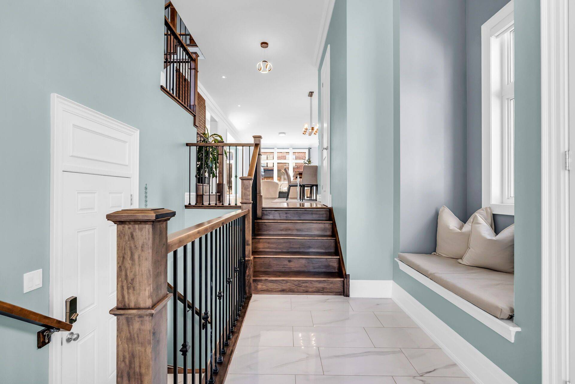 Oakville, ON L6H 3S3,1417 Varelas Passage