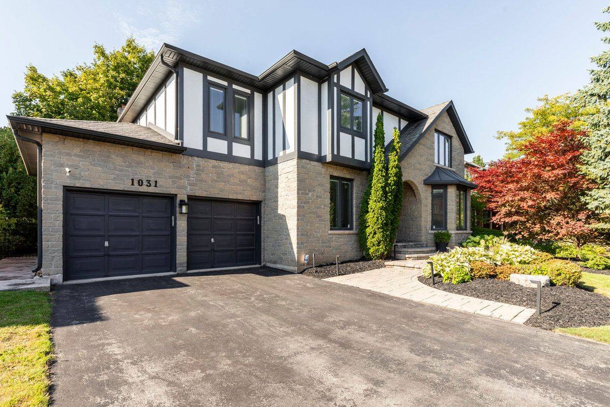 Oakville, ON L6M 2N8,1031 Masters Green N/A
