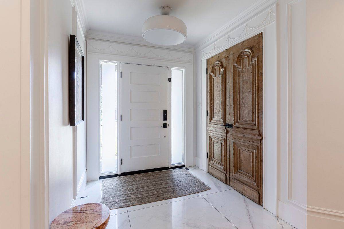 Oakville, ON L6M 2N8,1031 Masters Green N/A