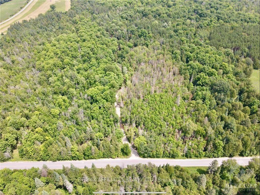 Lanark Highlands, ON K0G 1K0,1385 SHERIDAN RAPIDS RD