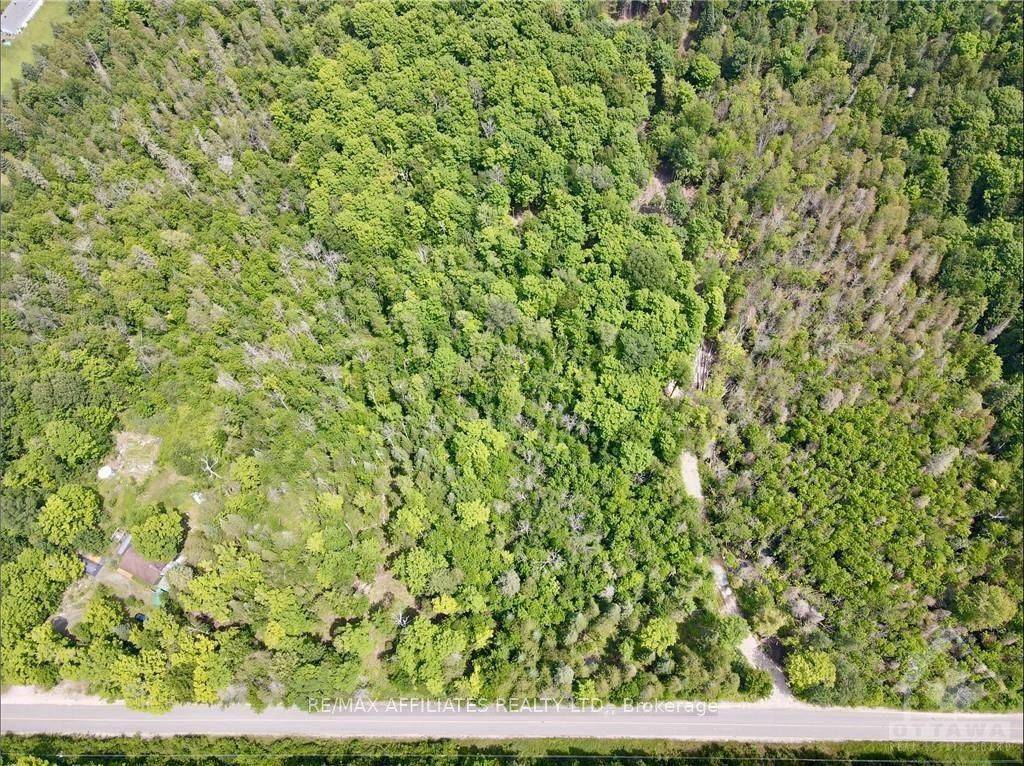 Lanark Highlands, ON K0G 1K0,1375 SHERIDAN RAPIDS RD