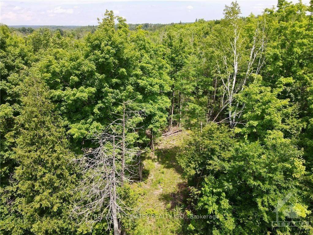 Lanark Highlands, ON K0G 1K0,1375 SHERIDAN RAPIDS RD