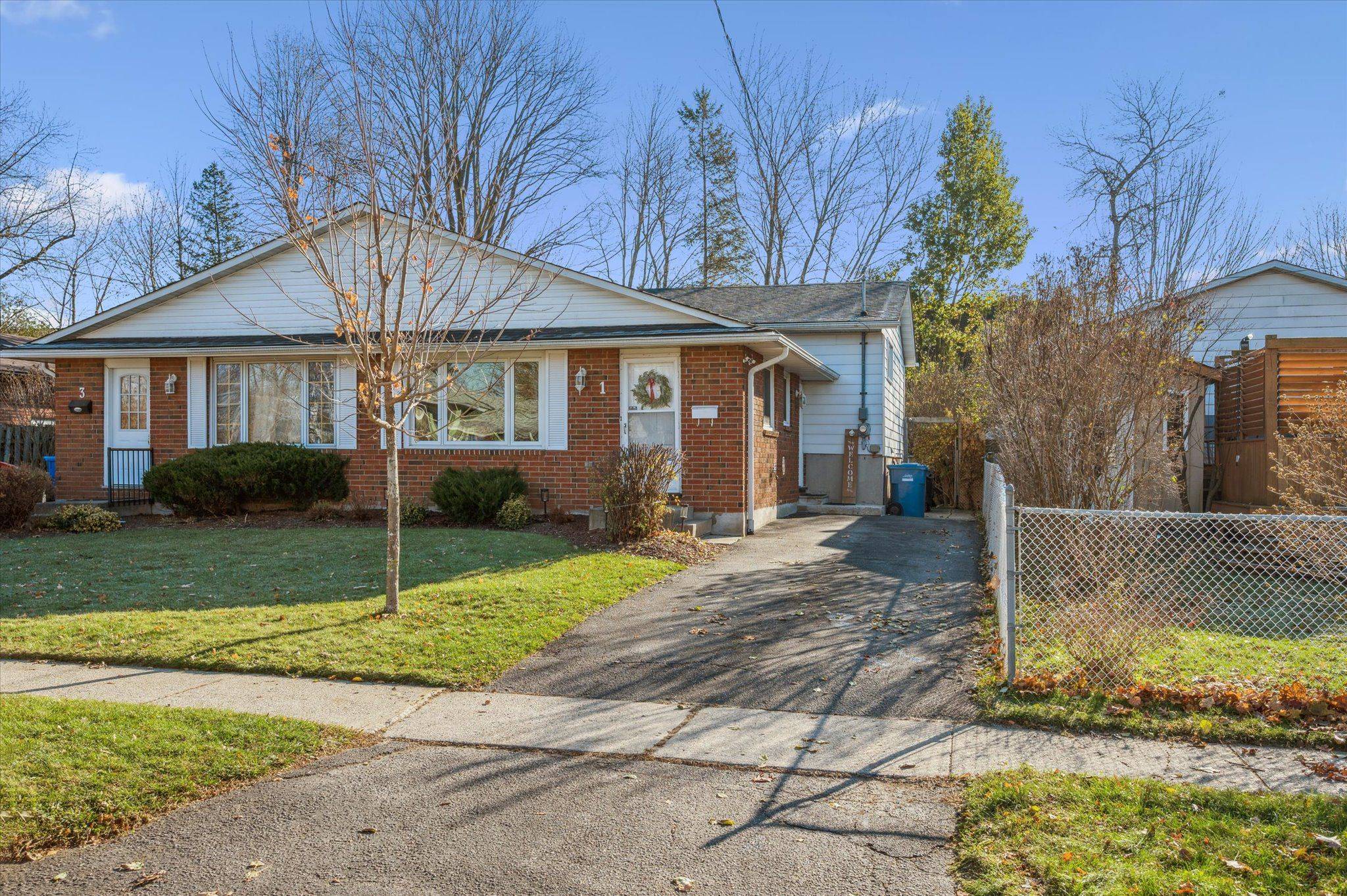 Guelph, ON N1E 1B2,1 Islington AVE