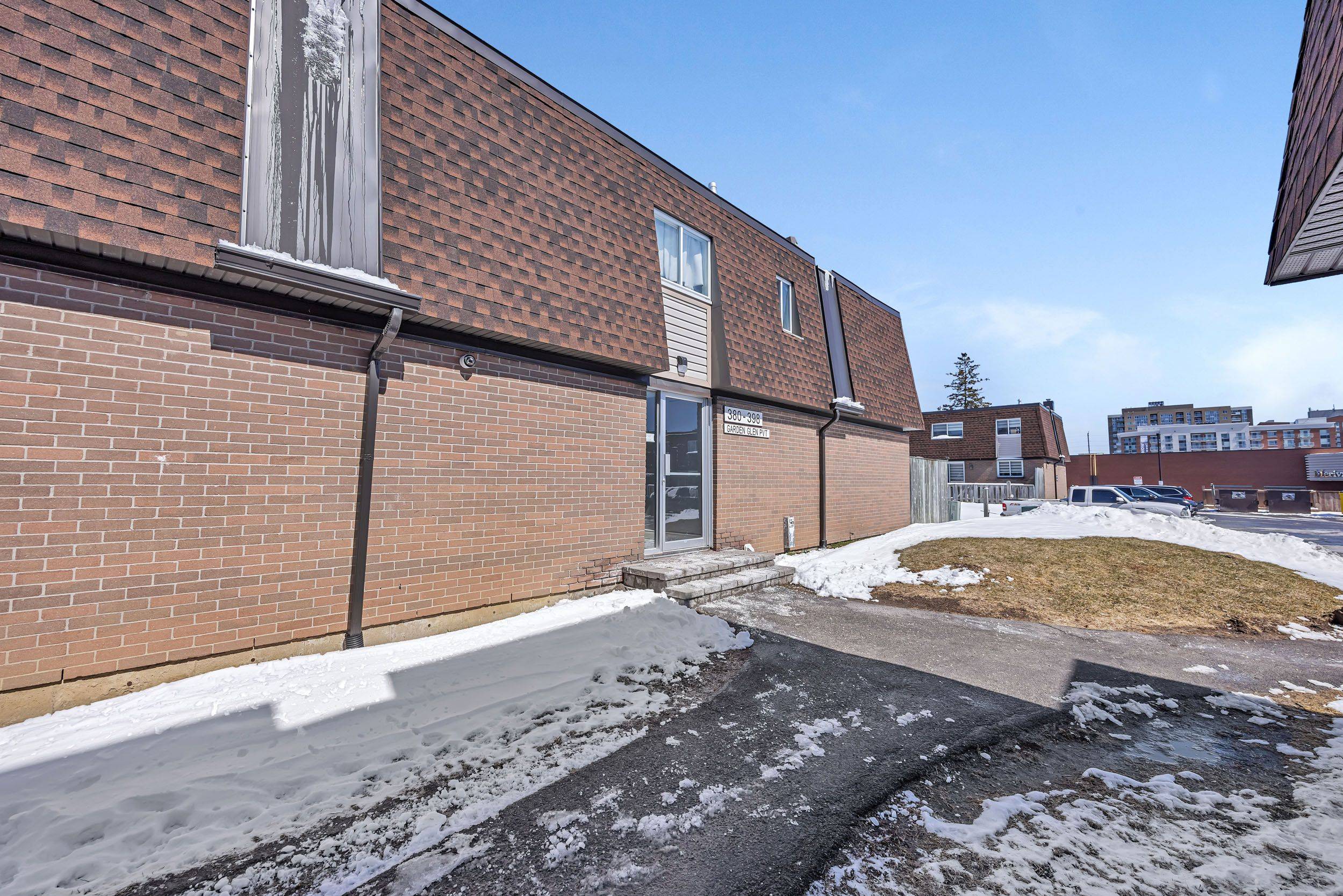 Meadowlands - Crestview And Area, ON K2G 1E4,392 Garden Glen Private #67