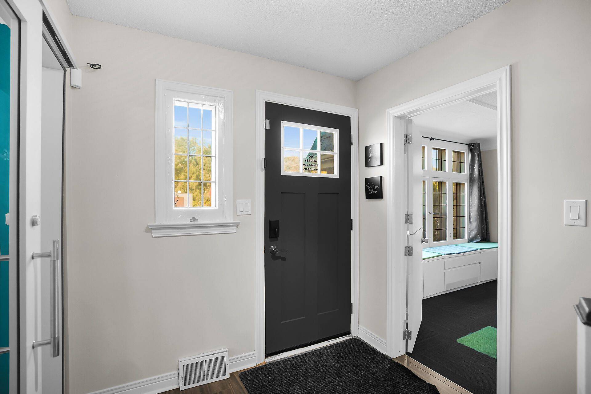 London South, ON N6C 4N9,302 Wellington RD