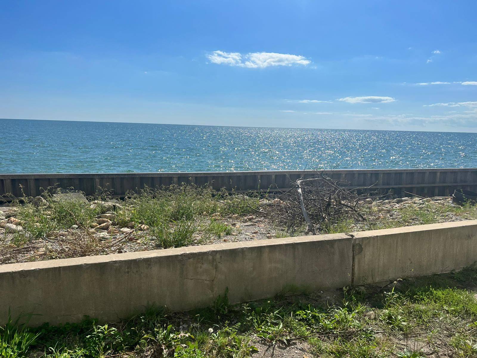 Chatham-kent, ON N0P 1A0,18080 Erie Shore DR