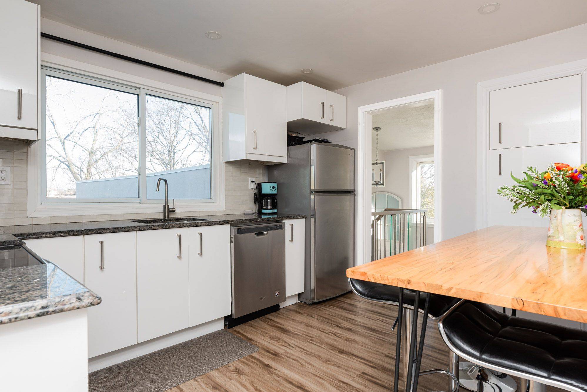 Wainfleet, ON L3B 5N6,72002 Regional RD