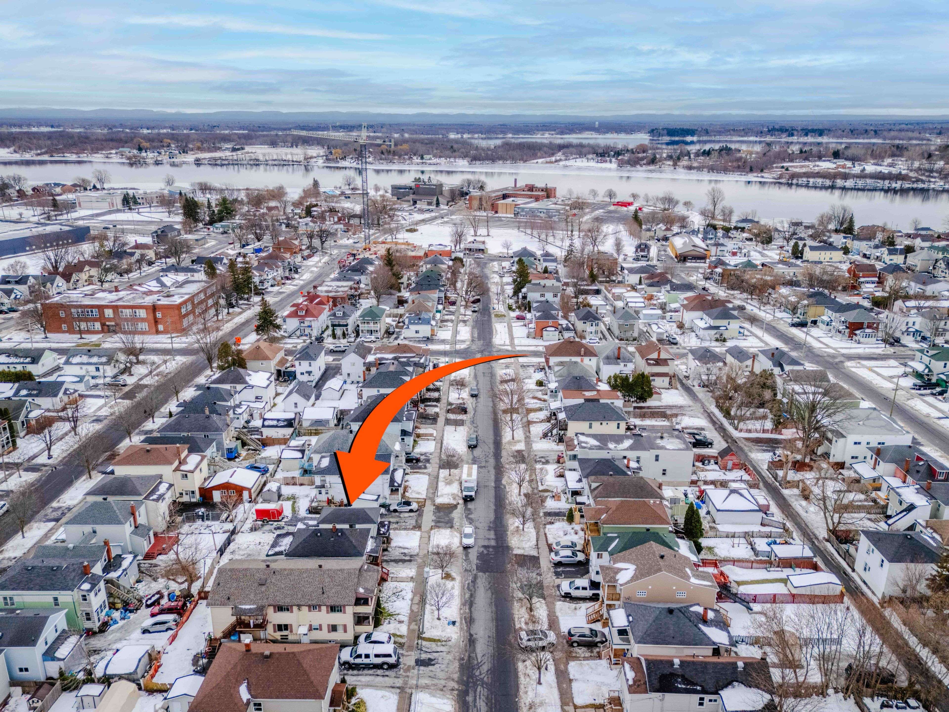 Cornwall, ON K6H 4X5,221 Carleton ST