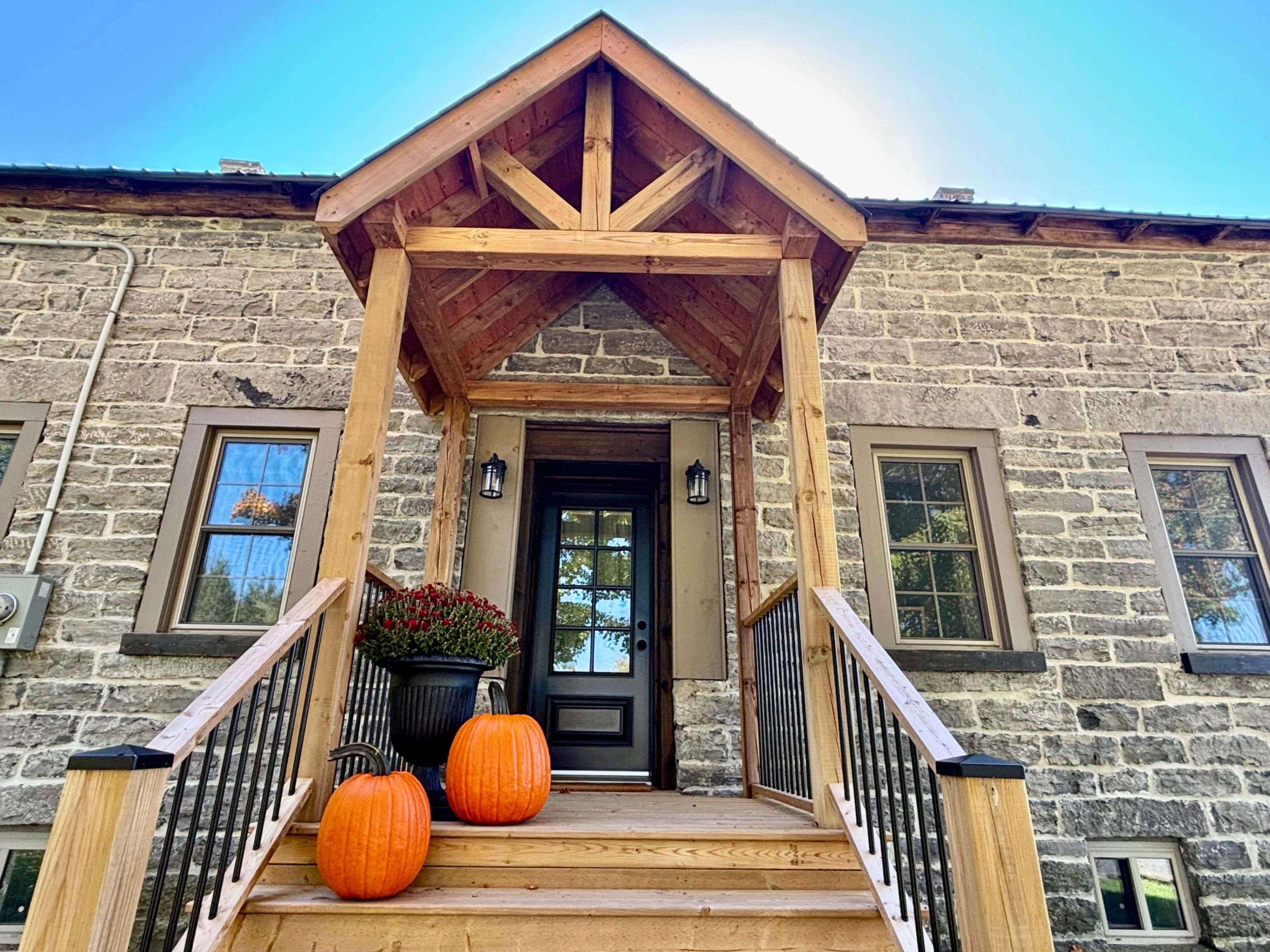 South Stormont, ON K0C 2A0,16950 County Rd 18 RD